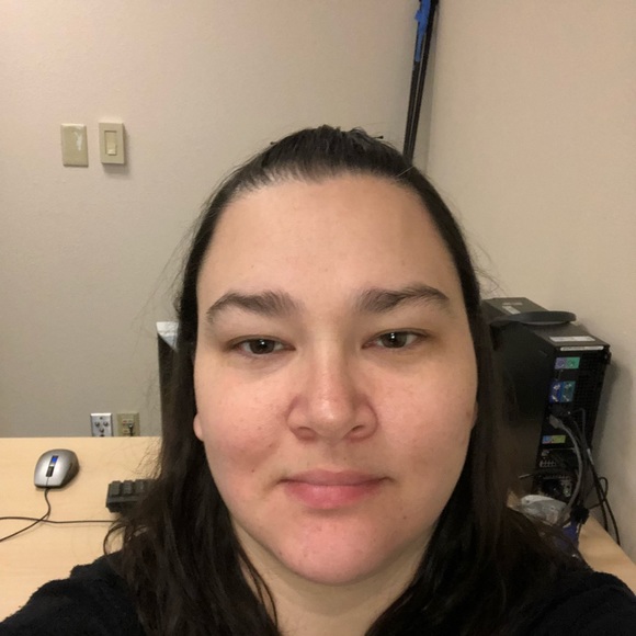 Meet your Posher, Jessica - Picture 1 of 1